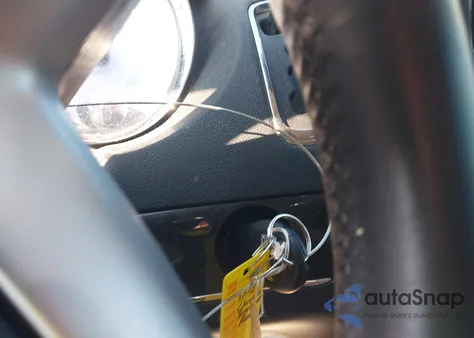 2015 Chrysler Town & Country Touring from USA, damaged, VIN 2C4RC1BG3FR563041